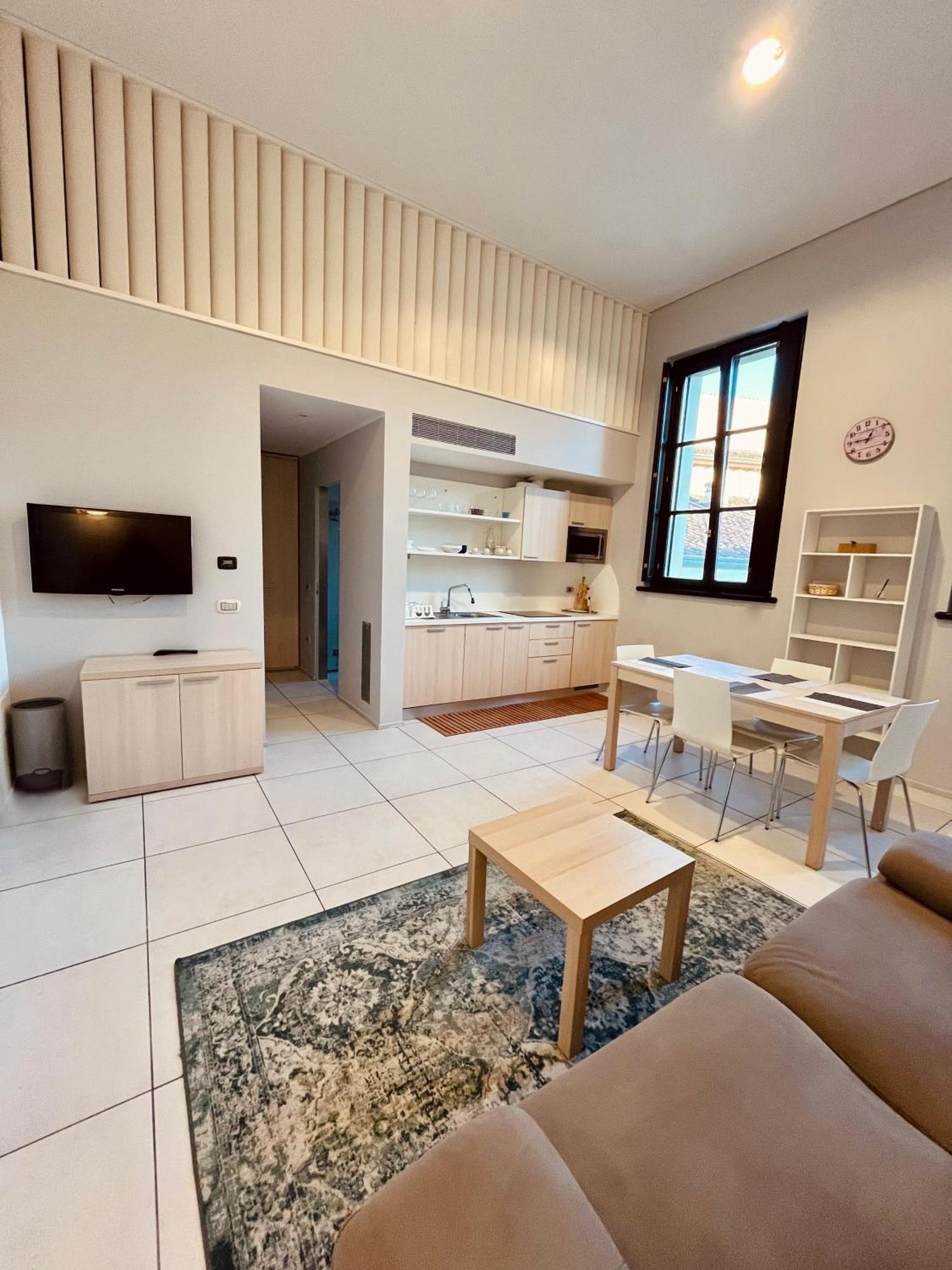 Residenza Frattini By Almanova Residenze Leilighet Mantova Eksteriør bilde
